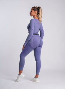 Megasstic seamless violet top and leggings